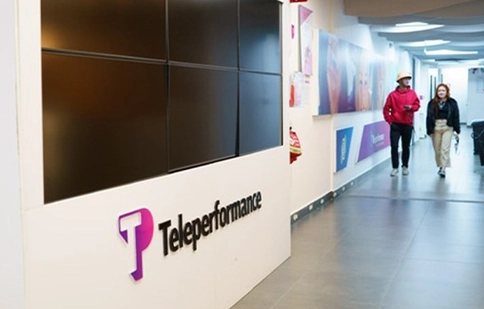 Teleperformance_Customers_SideBanner1